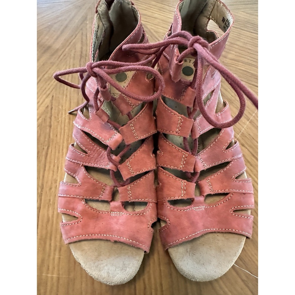 Earth Origins Shoes Women's Size 9M Red Leather Harley Gladiator Wedge Sandals - Picture 3 of 14